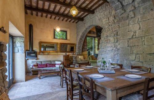 Vitorchiano House | 300 m² House ∙ 6 bedrooms ∙ 13 guests