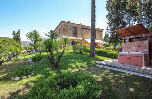 Perdifumo House | 300 m² House ∙ 6 bedrooms ∙ 15 guests