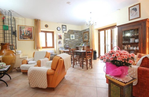 Perdifumo House | 300 m² House ∙ 6 bedrooms ∙ 15 guests