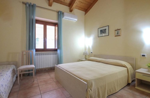 Perdifumo House | 300 m² House ∙ 6 bedrooms ∙ 15 guests