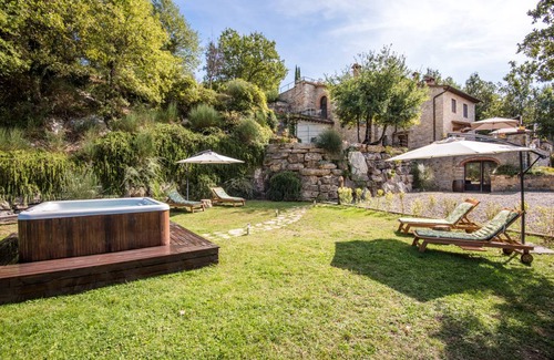 Vertine Villa | 300 m² Villa ∙ 3 bedrooms ∙ 8 guests