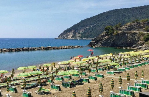 Recco Villa | 300 m² Villa ∙ 3 bedrooms ∙ 12 guests