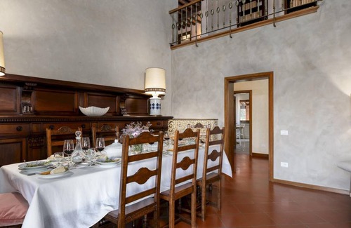Uzzano Villa | 300 m² Villa ∙ 4 bedrooms ∙ 8 guests