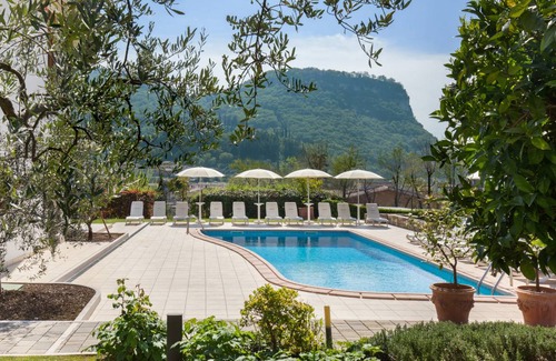 Garda Villa | 300 m² Villa ∙ 5 bedrooms ∙ 10 guests