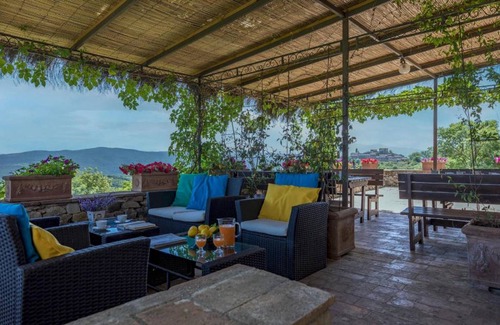 Civitella Paganico Apartment | 310 m² Apartment ∙ 7 bedrooms ∙ 16 guests