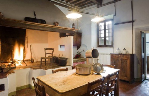 Sovicille House | 320 m² Farmhouse ∙ 7 bedrooms ∙ 13 guests
