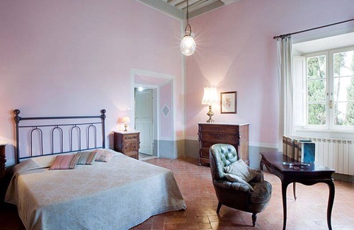 Sovicille House | 320 m² Farmhouse ∙ 7 bedrooms ∙ 13 guests