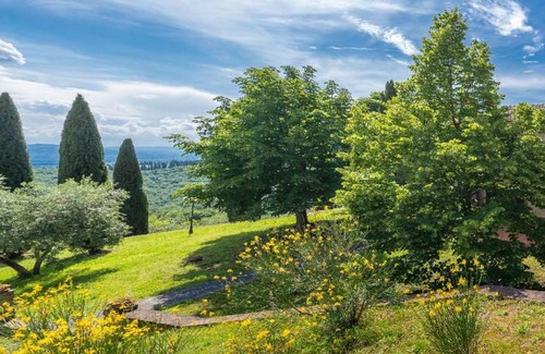 Subbiano House | 328 m² House ∙ 5 bedrooms ∙ 9 guests