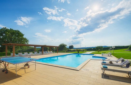 Montoro Villa | 340 m² Villa ∙ 8 bedrooms ∙ 16 guests