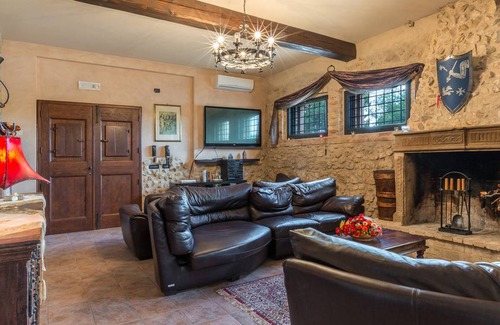 Montoro Villa | 340 m² Villa ∙ 8 bedrooms ∙ 16 guests