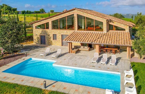 Parrano Villa | 341 m² Villa ∙ 7 bedrooms ∙ 20 guests