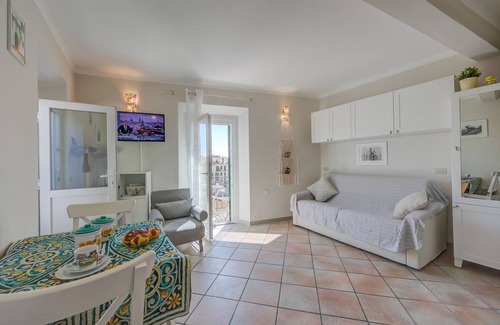Lesa Apartment | 35 m² Apartment ∙ 1 bedroom ∙ 2 guests
