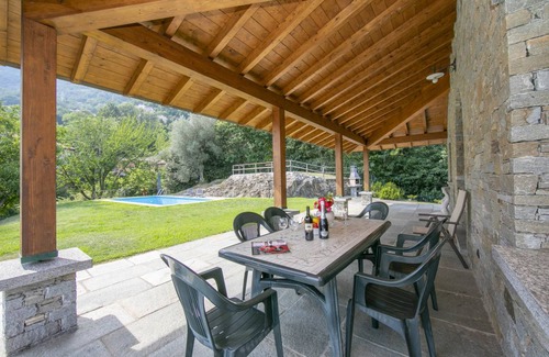 Santa Maria - Rezzonico Villa | 350 m² Villa ∙ 5 bedrooms ∙ 9 guests