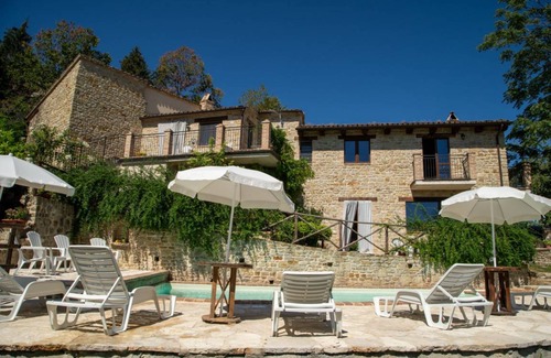 Monte San Martino House | 350 m² House ∙ 5 bedrooms ∙ 10 guests