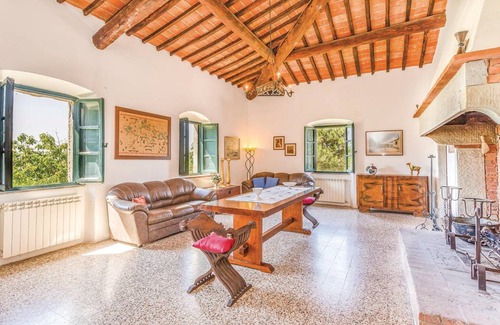 Puliciano House | 350 m² House ∙ 5 bedrooms ∙ 13 guests