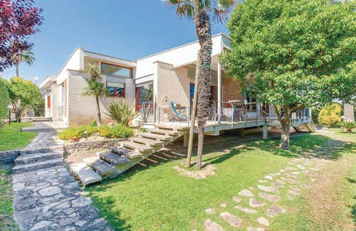 Terracina House | 350 m² House ∙ 6 bedrooms ∙ 14 guests