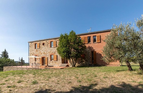 Montegabbione House | 350 m² House ∙ 6 bedrooms ∙ 12 guests