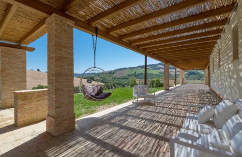 Montefiore dell'Aso Villa | 350 m² Villa ∙ 5 bedrooms ∙ 11 guests