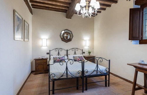 Monte San Savino Villa | 350 m² Villa ∙ 7 bedrooms ∙ 14 guests