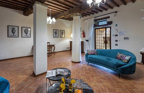 Monte San Savino Villa | 350 m² Villa ∙ 7 bedrooms ∙ 14 guests