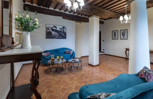 Monte San Savino Villa | 350 m² Villa ∙ 7 bedrooms ∙ 14 guests