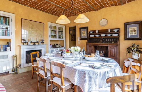 Casale Monferrato Villa | 350 m² Villa ∙ 5 bedrooms ∙ 10 guests