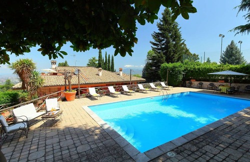 Monte Compatri Villa | 350 m² Villa ∙ 5 bedrooms ∙ 10 guests
