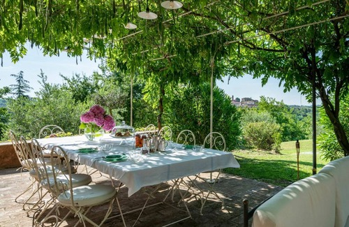 Soglio Villa | 360 m² Villa ∙ 5 bedrooms ∙ 14 guests