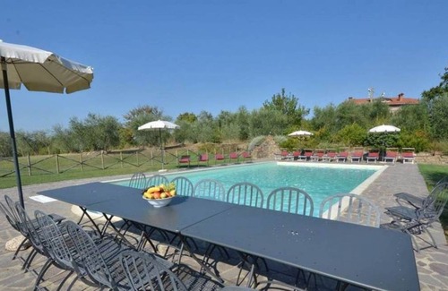 Marciano della Chiana Villa | 380 m² Villa ∙ 8 bedrooms ∙ 22 guests