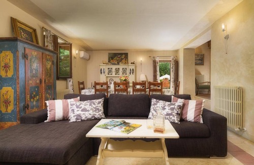 Radicondoli Apartment | 400 m² Apartment ∙ 5 bedrooms ∙ 10 guests