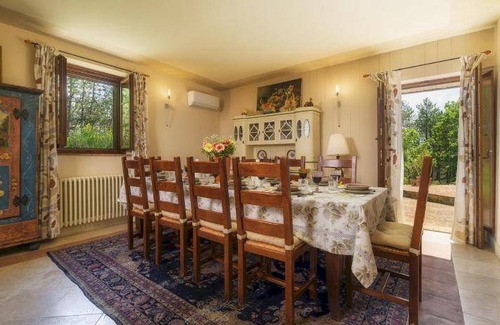 Radicondoli Apartment | 400 m² Apartment ∙ 5 bedrooms ∙ 10 guests