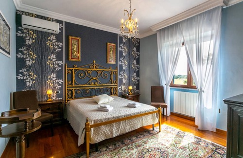 Tuscania House | 400 m² House ∙ 4 bedrooms ∙ 12 guests