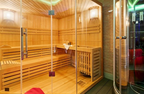 Padua Villa | 400 m² Villa ∙ 3 bedrooms ∙ 8 guests