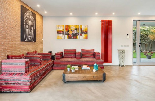 Padua Villa | 400 m² Villa ∙ 3 bedrooms ∙ 8 guests