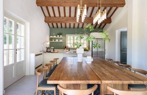 Massa Villa | 400 m² Villa ∙ 6 bedrooms ∙ 12 guests