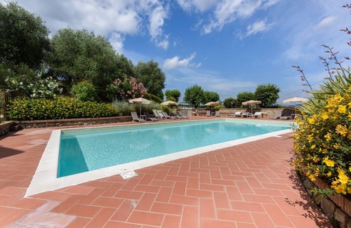 Gambassi Terme Villa | 400 m² Villa ∙ 14 bedrooms ∙ 30 guests