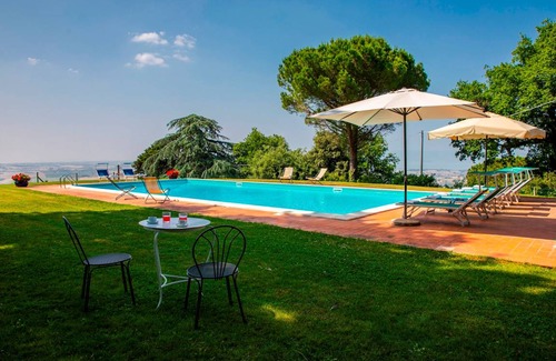 Paciano House | 412 m² House ∙ 6 bedrooms ∙ 12 guests