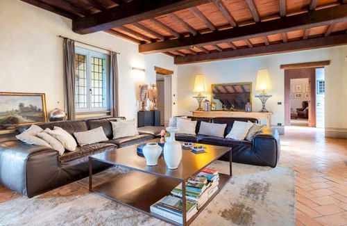 Carpeneto Villa | 415 m² Villa ∙ 4 bedrooms ∙ 9 guests
