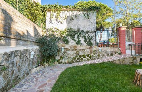 Zona LIII Tomba di Nerone Apartment | 44 m² Apartment ∙ 1 bedroom ∙ 5 guests