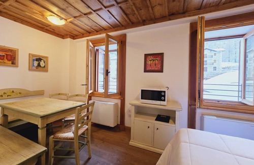 Prese-Montone Apartment | 45 m² Apartment ∙ 1 bedroom ∙ 4 guests