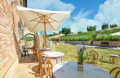 Fermo House | 450 m² House ∙ 4 bedrooms ∙ 14 guests