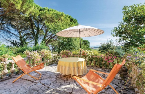 Fratta House | 450 m² House ∙ 5 bedrooms ∙ 10 guests