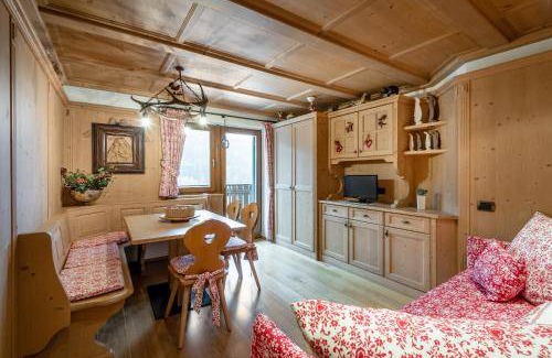 San Cassiano Apartment | 50 m² Apartment ∙ 2 bedrooms ∙ 6 guests