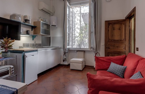 Sant' Ambrogio Apartment | 50 m² Apartment ∙ 1 bedroom ∙ 2 guests
