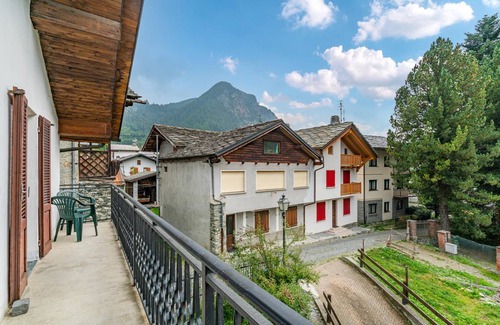 Brusson Apartment | 50 m² Apartment ∙ 2 bedrooms ∙ 4 guests