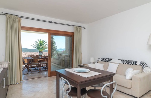 Porto Pozzo Apartment | 50 m² Apartment ∙ 1 bedroom ∙ 4 guests