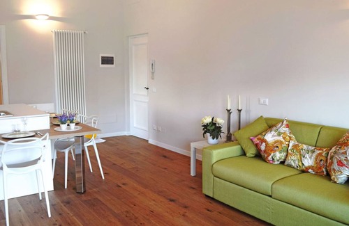 Porto Valtravaglia House | 50 m² House ∙ 1 bedroom ∙ 3 guests
