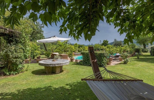 Monte Castello di Vibio Villa | 500 m² Villa ∙ 4 bedrooms ∙ 8 guests