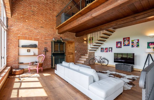 Frinco House | 500 m² House ∙ 1 bedroom ∙ 9 guests