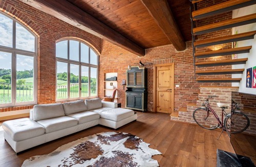Frinco House | 500 m² House ∙ 1 bedroom ∙ 9 guests